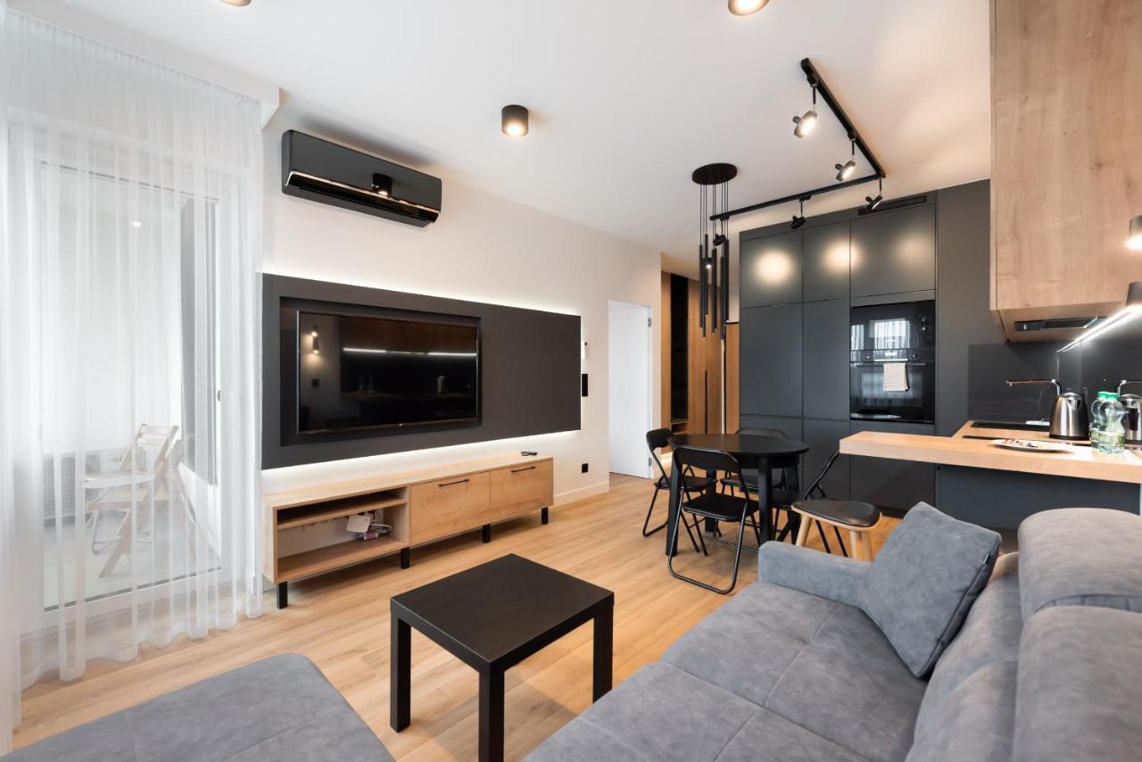 Zoliborz Obsidian Apartment Варшава Экстерьер фото
