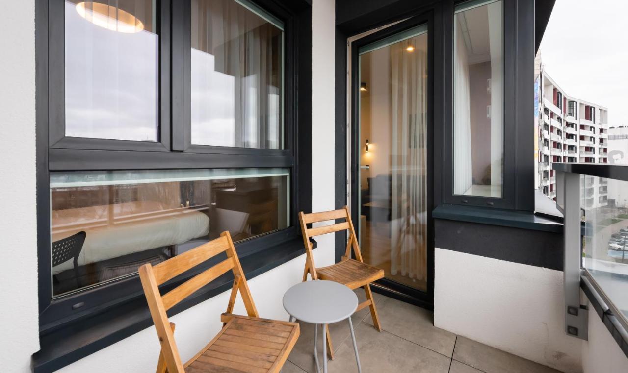 Zoliborz Obsidian Apartment Варшава Экстерьер фото