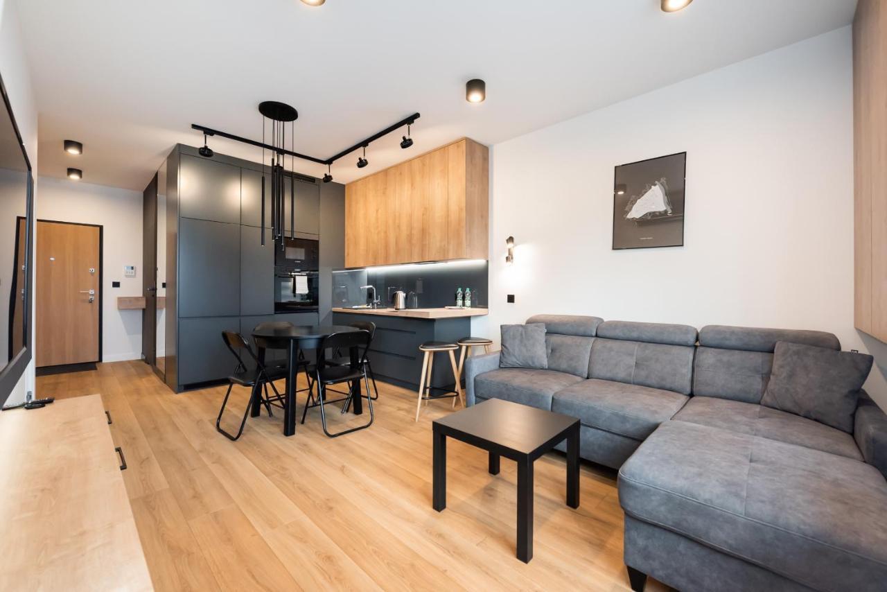 Zoliborz Obsidian Apartment Варшава Экстерьер фото